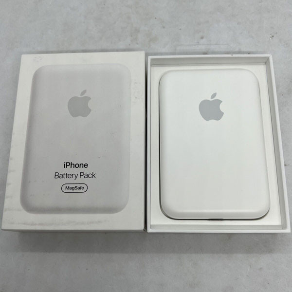 MagSafe Battery Pack by Apple for iPhone 12 / 13 / 14 / 15