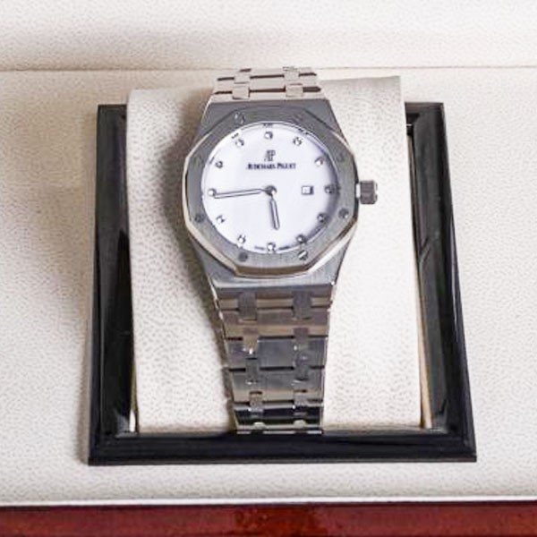 Audemars Piguet Royal OAK 15400 White Dial (Copy)