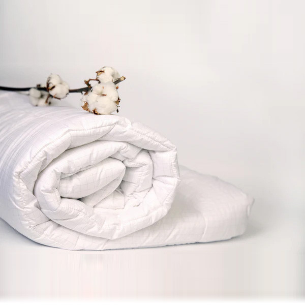 Yatsan Maison Goose Down Duvet Model No. TC-000544