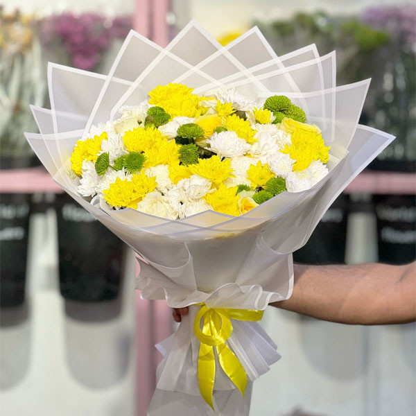 XL Amazing White Transparent Elastic Type Bouquet of Bright White & Yellow Chrysanthemum Flowers