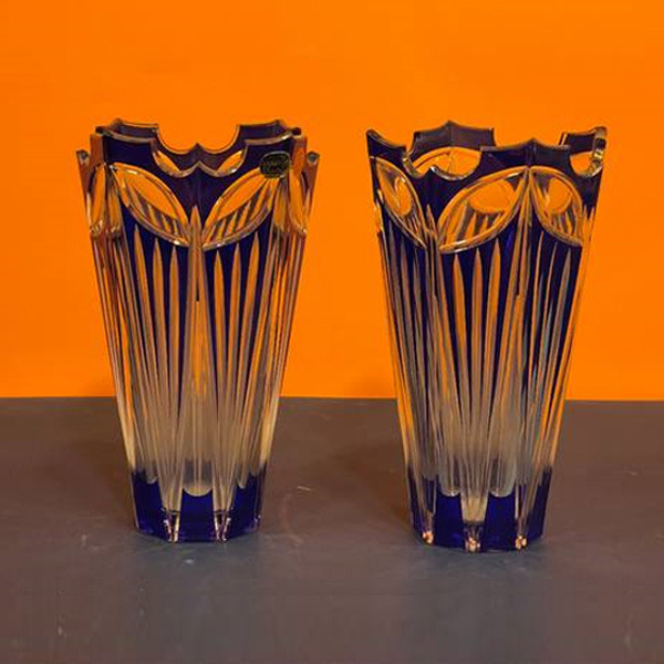 2 Collectible Crystal Jars with Dark Blue Shades