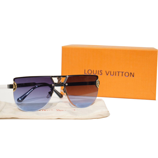 Louis Vuitton Sunglasses with LV logo in the Middle for Men - Black Color Frame