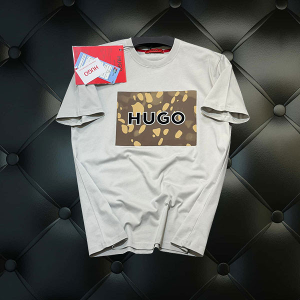 Hugo Boss Gray Light Color T-Shirt for Men with Hugo Boss Logo Imprinted on the Middle of the Chest