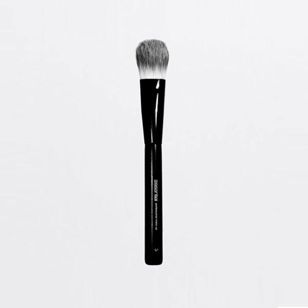 Essential Foundation Brush No.5 Model No. BRUSH 5