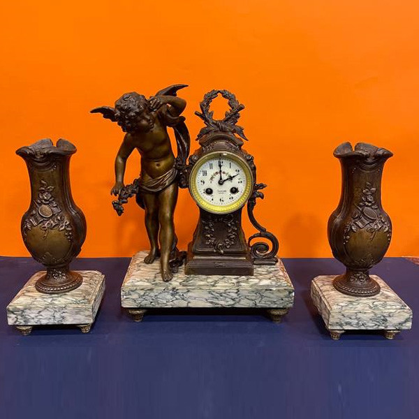 Set of 1 Collectible Bronze Table Clock with a Bronze Angel at its Right, Accompanied by 2 Bronze Vases