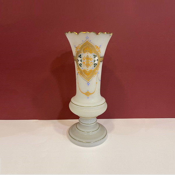 Collectible Porcelain White Colored Vase with Gold Drawings & Finishes