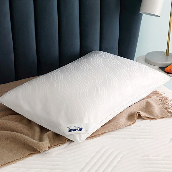 Yatsan Tempur Easy Clean Hypoallergenic Pillow Soft Model No. TC-000082