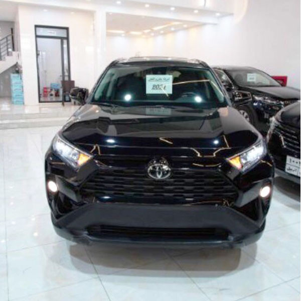 Toyota RAV4 XLE 2021, Black Color, USED